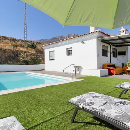 4 Bedroom Gorgeous In Hébergement de vacances